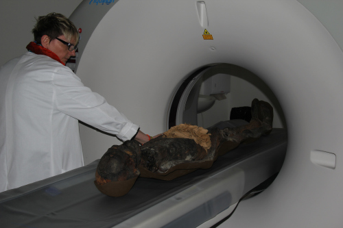 CT-Scan der Mumie