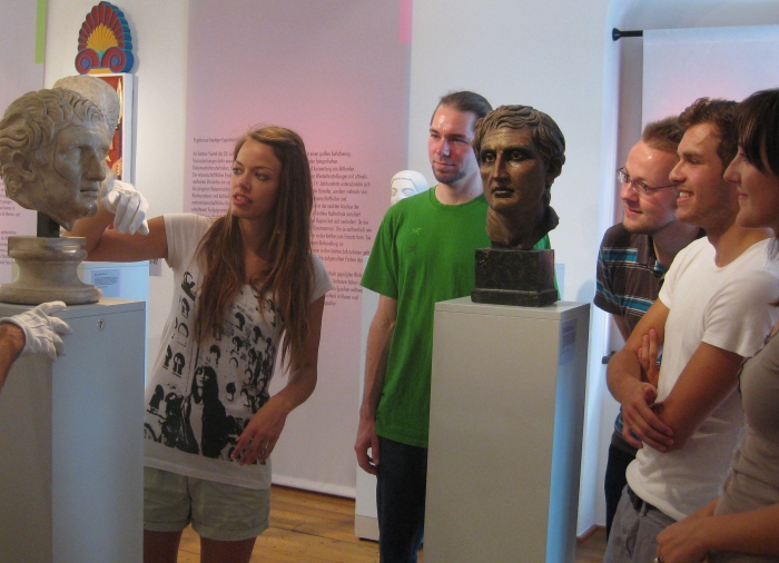 Lehre im Antikenmuseum der Universität Leipzig